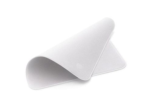 Miếng giẻ lau màn hình chính hãng Apple được bán với giá hơn 400.000 đồng