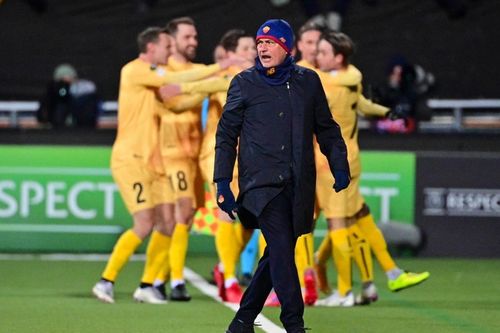 HLV Jose Mourinho nhận thất bại cay đắng nhất trong sự nghiệp