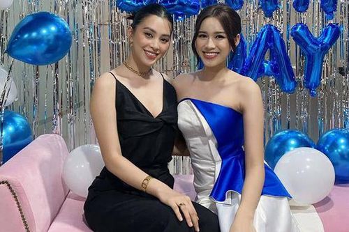Tiểu Vy 'lép vế' trước đàn em khi cùng chung khung hình