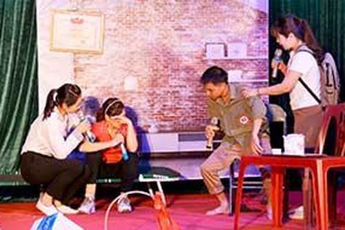 Sân khấu hóa tuyên truyền dân số: Cách làm hiệu quả, hấp dẫnTin khácNỗ lực thực hiện Nghị quyết số 116Những người 'giỏi việc nước, đảm việc nhà'