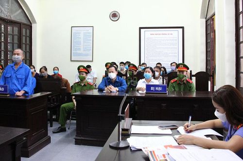 Bị phạt 2 năm tù giam về tội 'Vu khống'