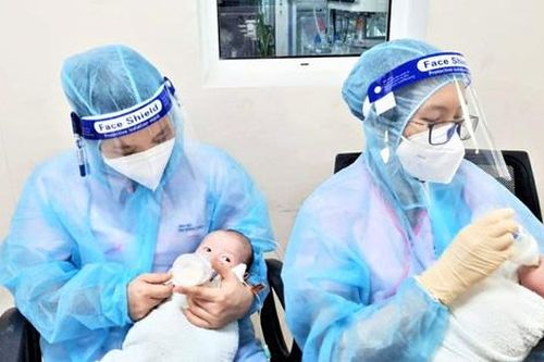 Đề xuất hỗ trợ tiền cho trẻ mồ côi, nữ nhân viên y tế tuyến đầu chống dịch