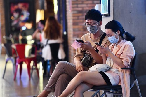 PGS.TS Trần Đắc Phu: Hà Nội đủ an toàn để mở cửa phòng gym, rạp phim