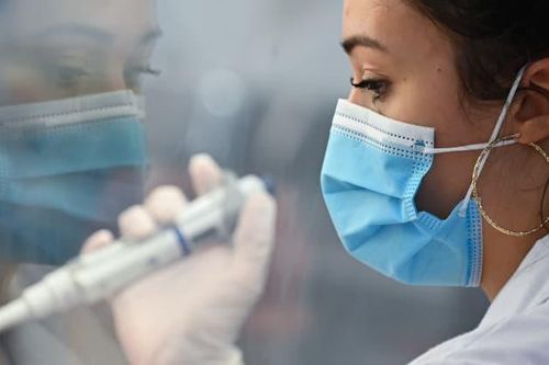 Vì sao nhiều nước phải 'theo dõi chặt' biến thể Delta plus AY.4.2?