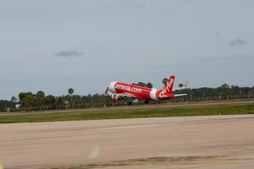 Covid-19: Campuchia dỡ bỏ lệnh cấm bay từ Malaysia, Indonesia và Philippines