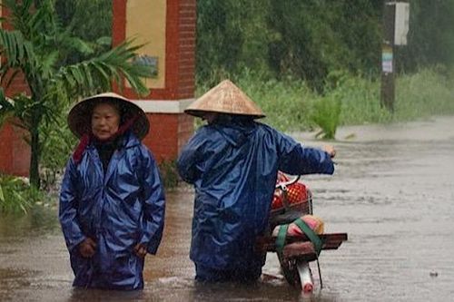 Khẩn cấp cảnh báo lũ quét, sạt lở đất ở đường đến Thủy điện Rào Trăng 3