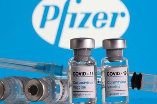 Covid-19: Kết luận mới về Pfizer trên trẻ em, Malaysia đón khách du lịch
