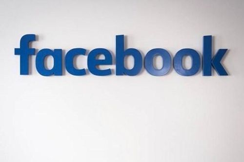 Facebook tiếp tục là tâm điểm yêu cầu siết chặt quy định