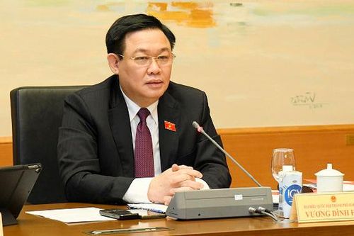 Tại sao lao động nữ mang thai, nuôi con nhỏ có xu hướng rút BHXH một lần?