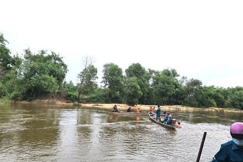 Vĩnh Linh: Tìm thấy thi thể 2 cha con sau khi mất liên lạc với gia đình
