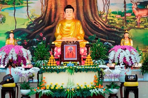 Học viện Phật giáo VN tại TP.HCM tưởng niệm Đức Pháp chủ GHPGVN