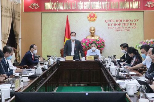 Đoàn ĐBQH tỉnh Hà Tĩnh góp ý dự án Luật Điện ảnh (sửa đổi) và Luật Thi đua, khen thưởng (sửa đổi)