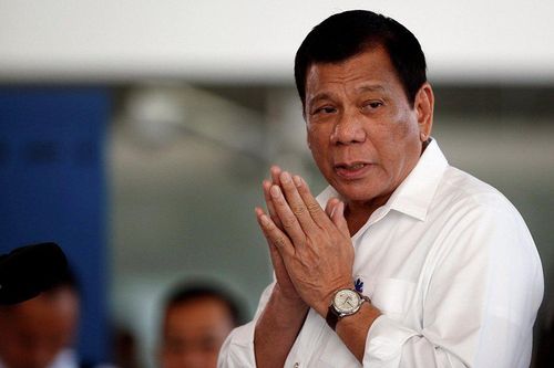 Tổng thống Duterte xuống nước làm lành với Mỹ