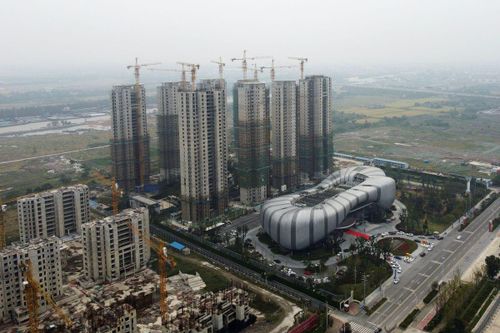 Evergrande tuyên bố nối lại hoạt động hơn 10 dự án