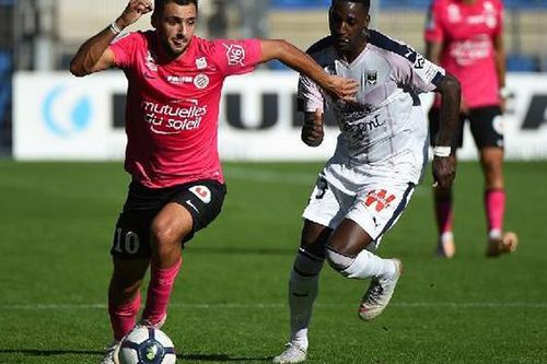 Soi kèo nhà cái Lorient vs Bordeaux. Nhận định, dự đoán bóng đá Pháp (20h00, 24/10)