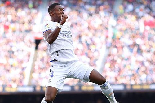 Alaba lập siêu phẩm ngày ra mắt 'Kinh điển', Real Madrid hạ gục Barcelona
