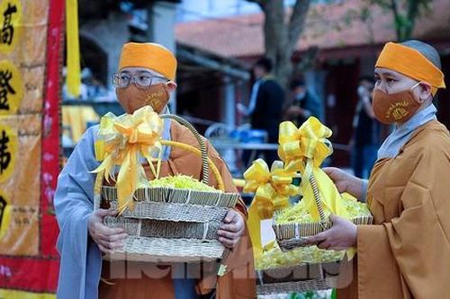 Tăng ni, phật tử thành kính trước giờ tưởng niệm Đại lão hòa thượng Thích Phổ Tuệ