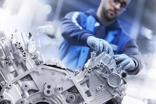 BMW tuyên bố không sản xuất động cơ đốt trong tại Munich từ năm 2024