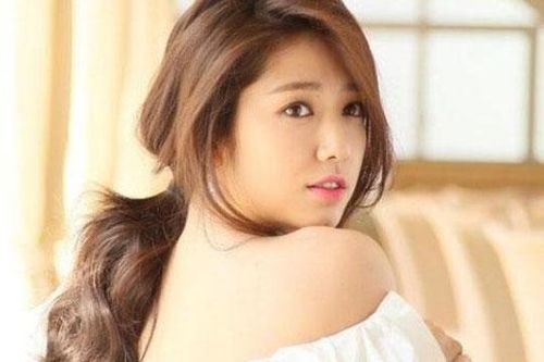 3 chiêu nhỏ ở phụ nữ nhưng chẳng khác nào thỏi nam châm ''hút hồn'' đàn ông