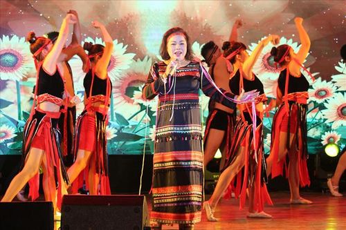 Tiếng hát họa mi Tây Nguyên
