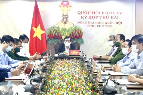 Quốc hội thảo luận trực tuyến