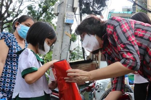 Thống kê đầy đủ, điều phối hợp lý