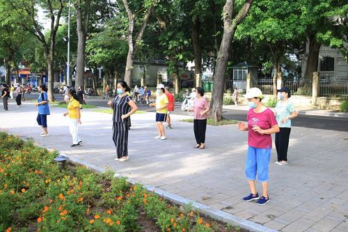 Hà Nội trong nhịp sống 'bình thường mới'