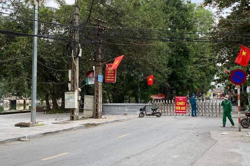 Ổ dịch Covid-19 Quốc Oai tăng lên 12 ca, nhiều địa phương liên quan