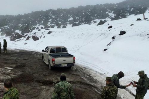 Lở tuyết trên đỉnh núi lửa ở Ecuador, làm 4 người thiệt mạng
