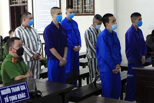 Con nuôi Đường 'Nhuệ' lĩnh án 8 năm tù về tội 'Cố ý gây thương tích'