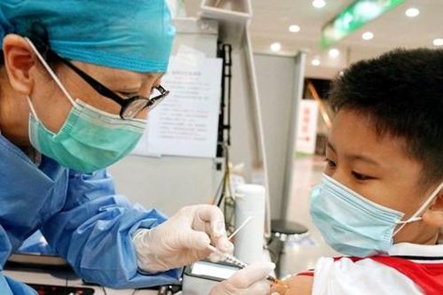 Trung Quốc chuẩn bị tiêm vắc xin cho trẻ em từ 3 tuổi trở lên