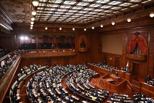 Bầu cử Hạ viện Nhật Bản: Liên minh cầm quyền 'đua tay đôi' với phe đối lập tại 142 khu vực