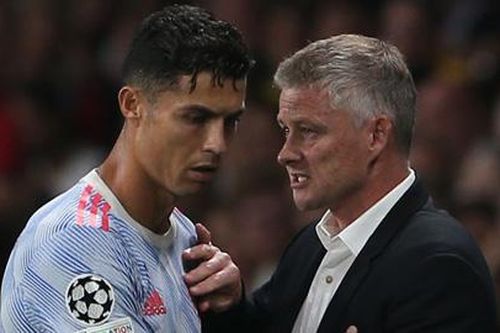 Ronaldo cũng là ứng viên dẫn dắt MU nếu Solskjaer bị sa thải