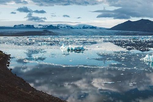 Sông băng ở dãy Alps tan chảy, người dân phải vội vàng sơ tán