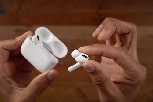 Đây là lý do AirPods Pro sẽ được nhiều người dùng chọn mua hơn so với AirPods 3 mới ra mắt