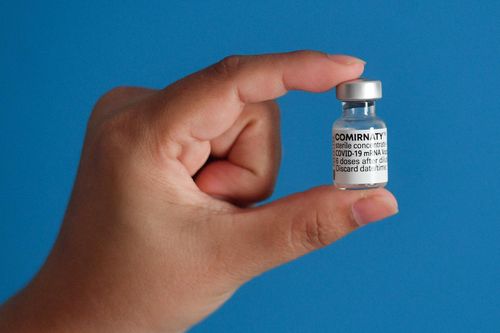 Bộ Y tế chọn vaccine Pfizer để tiêm cho trẻ 12-17 tuổi