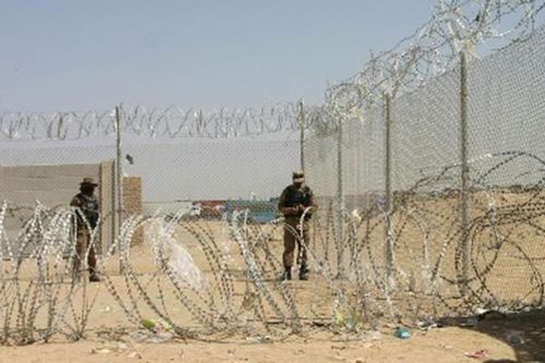 Hàng nghìn người mắc kẹt tại cửa khẩu biên giới Afghanistan - Pakistan