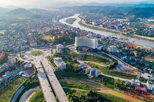 Tạm đình chỉ công tác Chánh Thanh tra tỉnh Lào Cai