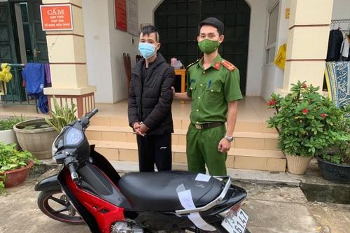 'Ăn bay' đường phố sa lưới