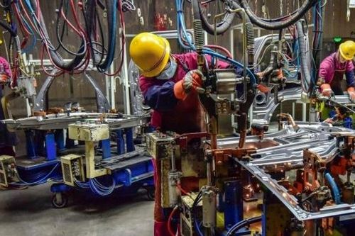 Giải quyết khủng hoảng, từ thiếu điện đến bom nợ Evergrande, Trung Quốc tuyên bố 'trước áp lực, sự tự tin quý hơn vàng'