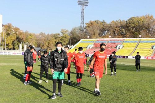 U23 Việt Nam không được làm quen sân chính