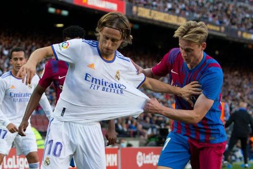 Barcelona thua nhưng không quá kém Real Madrid