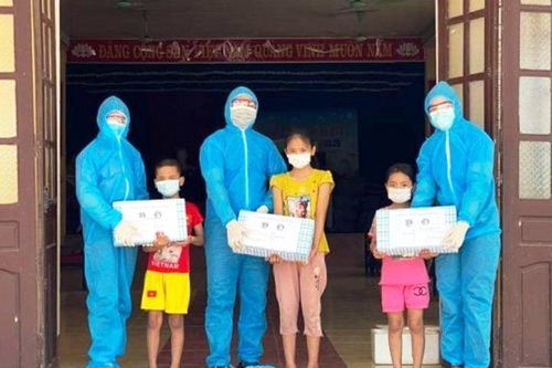 Hỗ trợ, chăm sóc trẻ em bị ảnh hưởng do đại dịch COVID-19