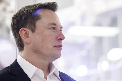 Tesla cán mốc vốn hóa 1 nghìn tỷ USD, Elon Musk 'bỏ túi' ngay 36 tỷ USD