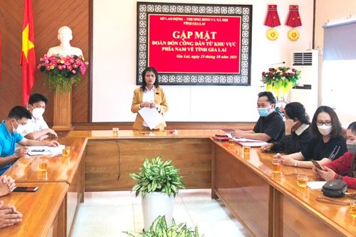 Gia Lai: Gặp mặt đoàn đón công dân mắc kẹt ở phía Nam về địa phương