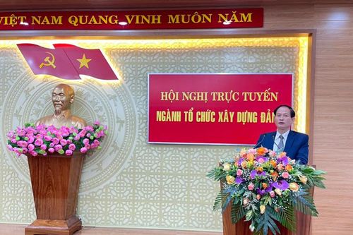 Tập trung lãnh đạo, chỉ đạo thực hiện tốt công tác tổ chức xây dựng Đảng