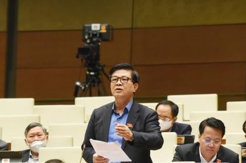 Nhiều ý kiến trái chiều về trang bị tàu bay cho Cảnh sát cơ động