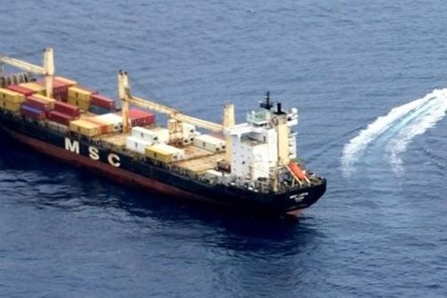 Cướp biển quay đầu bỏ chạy khi thấy trực thăng Nga