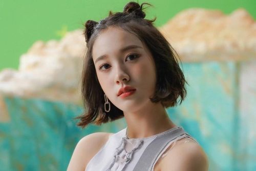 Nhóm nhạc vô danh lật ngược tình thế