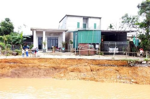 Miền Trung với nỗi lo sạt lở